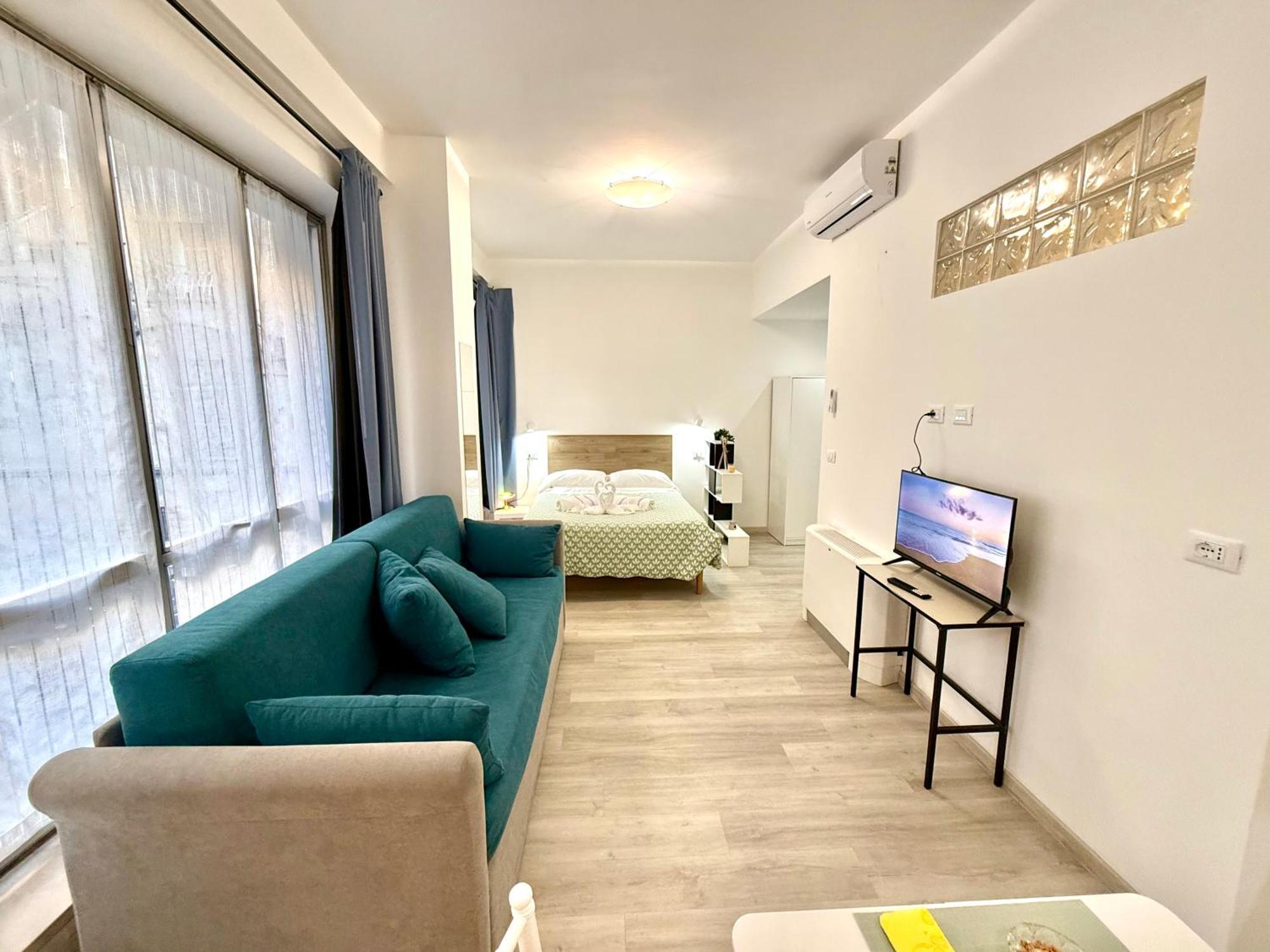 Appartamento Monolocale con 1 Letto Matrimoniale