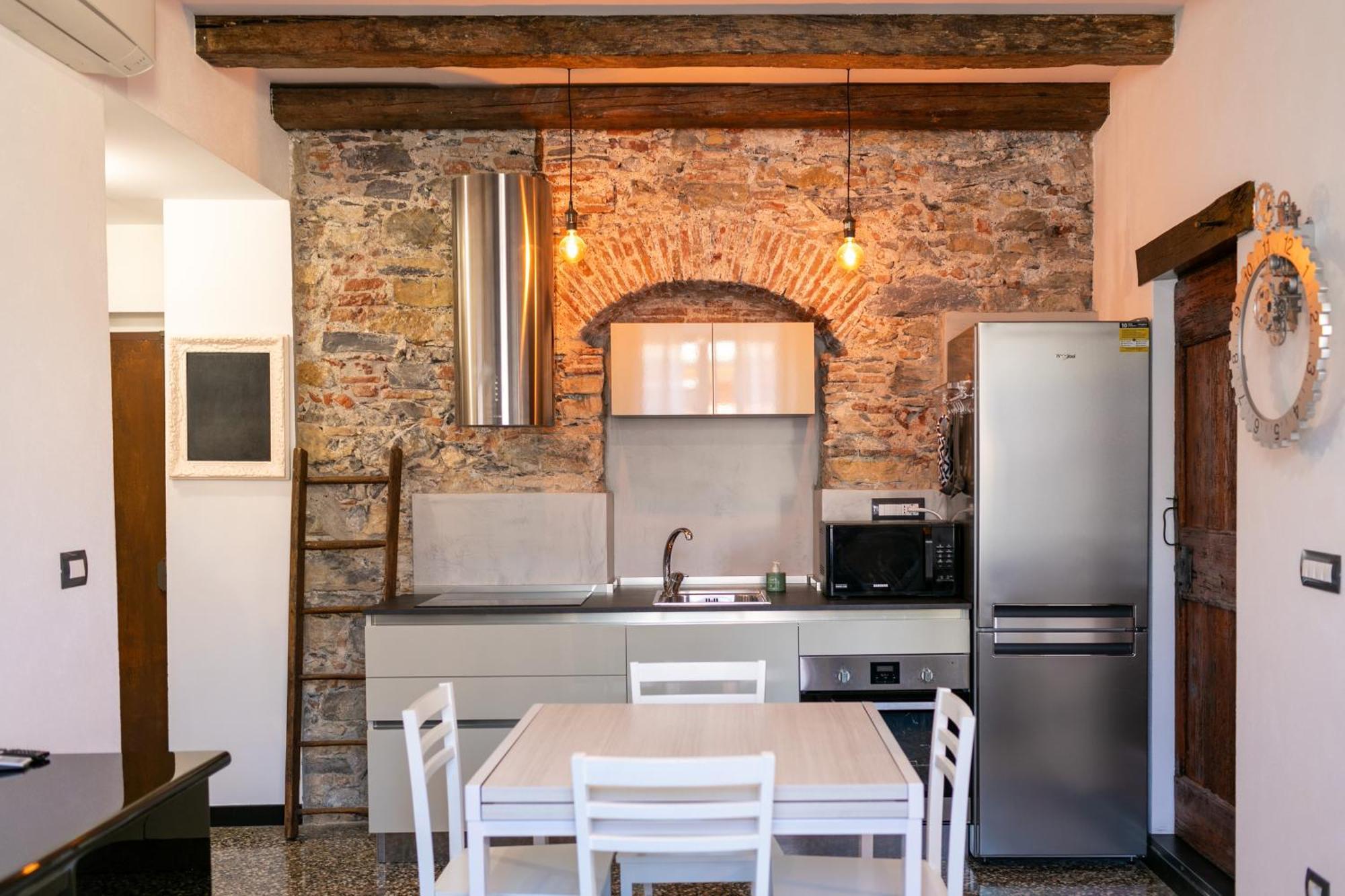Appartamento con 2 Camere da Letto