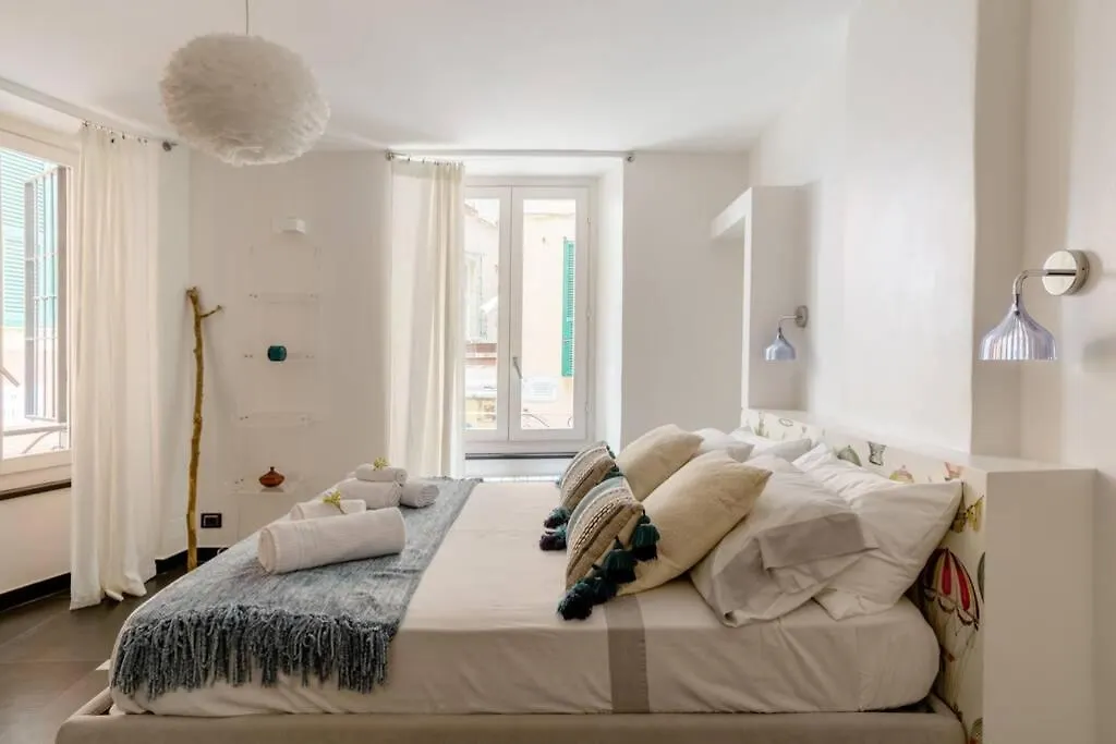 Ravecca Luxury Apartment - In The Heart Of Center-1