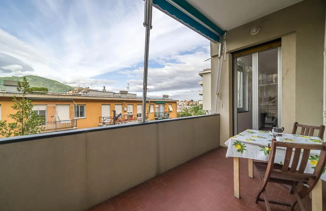 Guesthost - Genoa Sturla Comfy Apartment-1