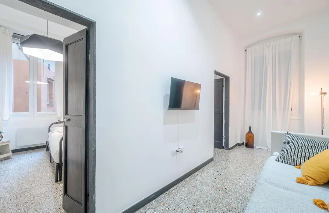 Central & Lovely Apartment In Genova - Netflix!-1