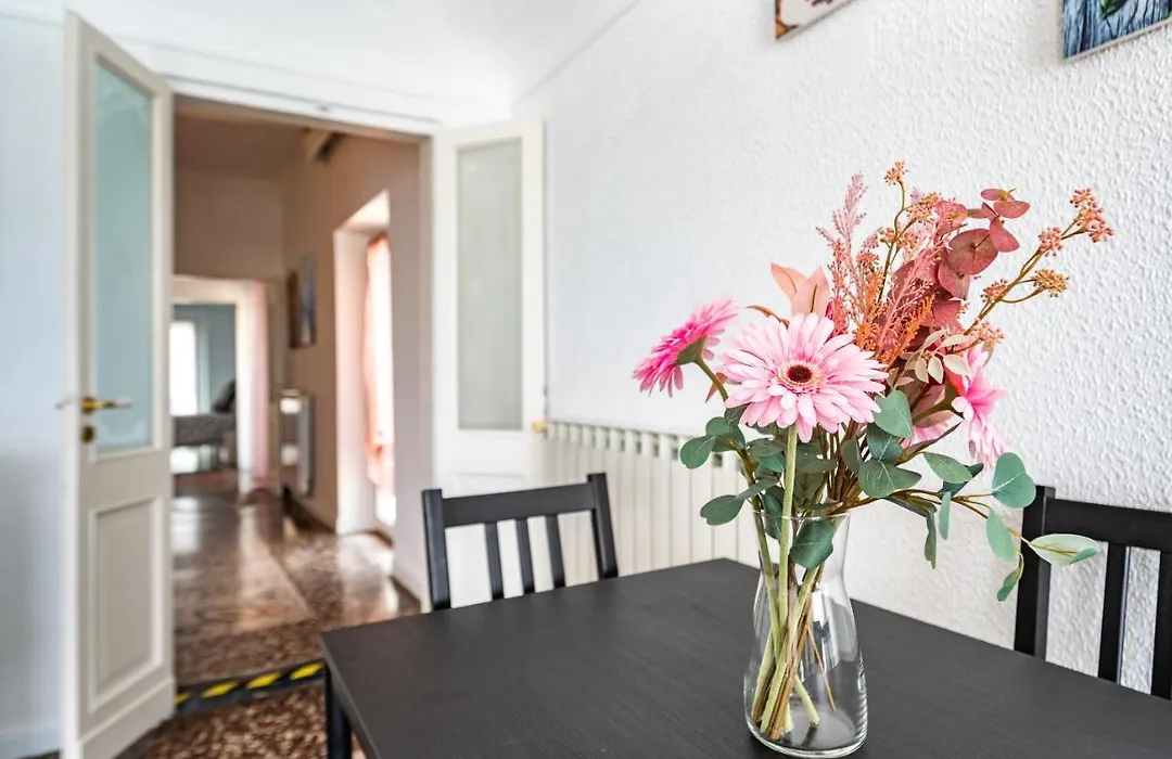 Seaside Apartment Genova-1