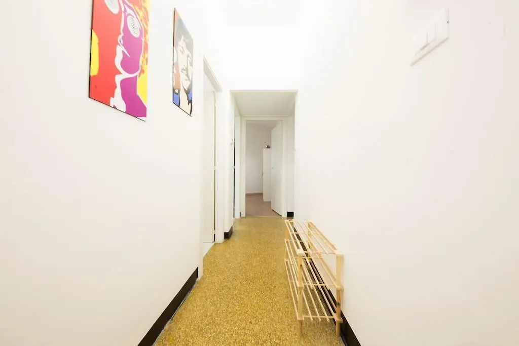 Agostino'S Apartment-1