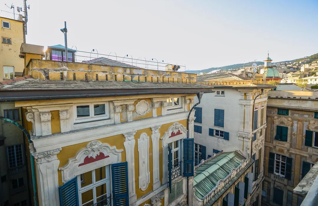 Attico Centro con terrazza e jacuzzi e parcheggio privati-1