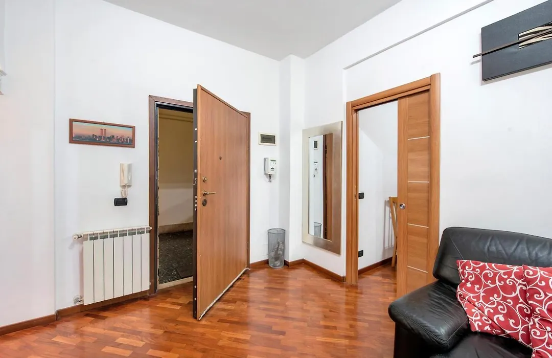 Leo! Intero appartamento ad uso ESCLUSIVO - Aeroporto Genova Sestri Ponente-1