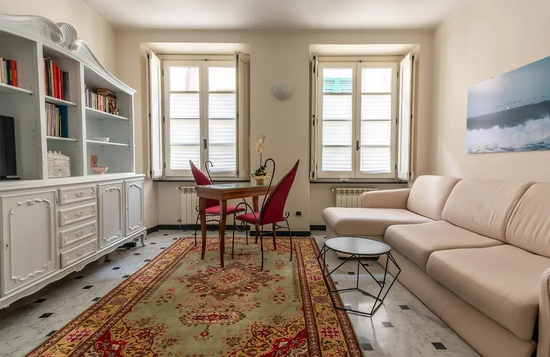 Casa Marina nel cuore di Genova-1