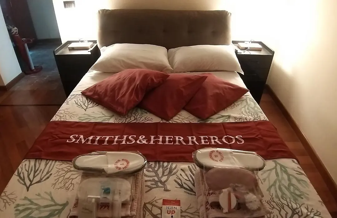 Smiths & Herreros-1