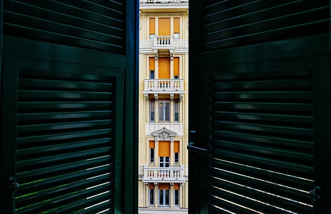 Manin Rail-1