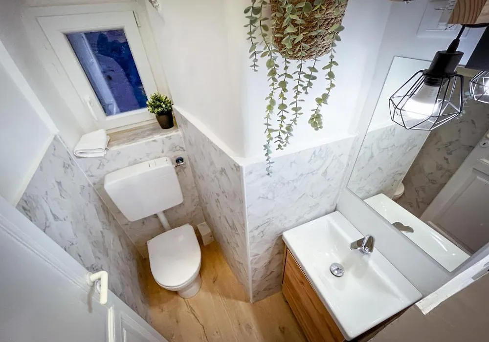 Happy Family Apartments Rovere-1