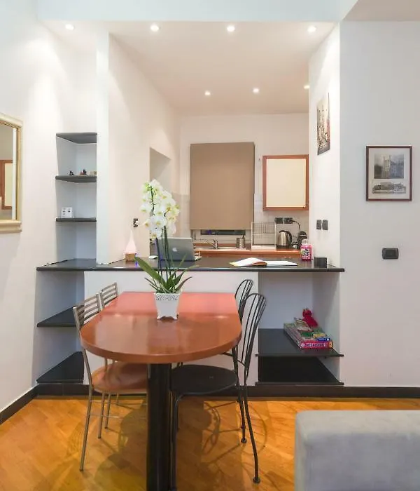 Old Port Apartment 4 Beds-1