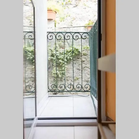 Cinque Maggio Home Di Fronte A Spiaggia E Ospedale-3