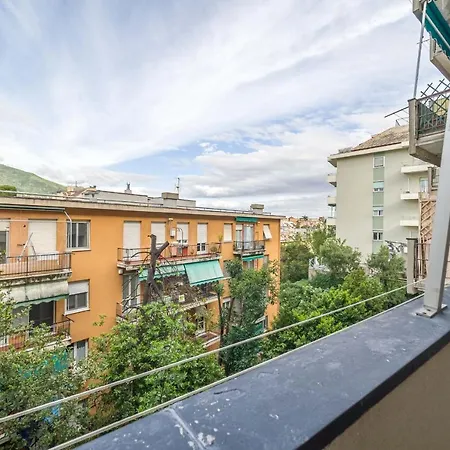 Guesthost - Genoa Sturla Comfy Apartment-2