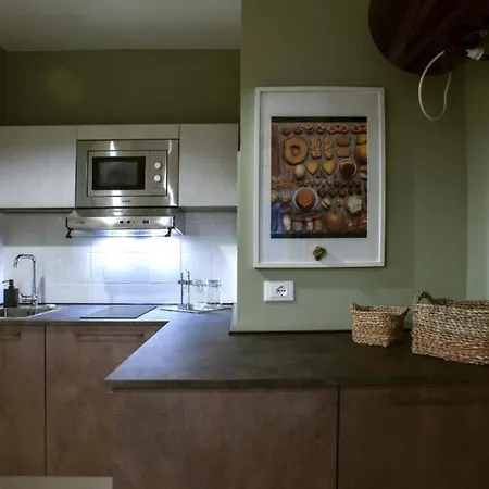 Central, Family-Friendly, Washing Machine, 200M To Aquarium And Metro, 300 Mbps Internet-3