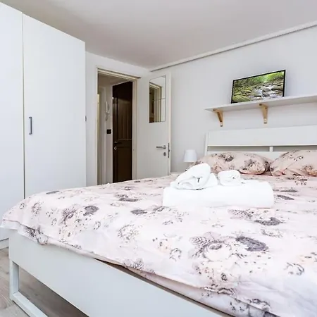 Apartment Adorno 2 - Affitti Brevi Italia-2