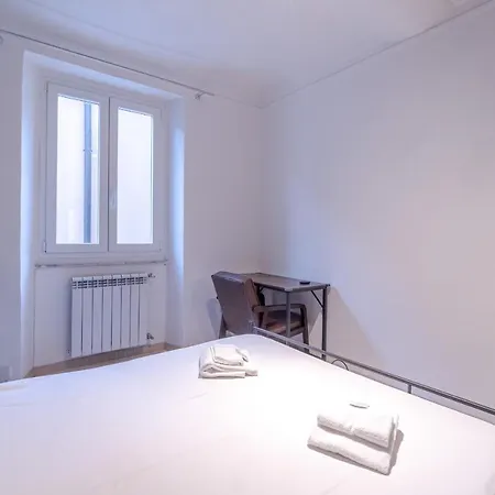 Casa Poirot Functional Flat-3