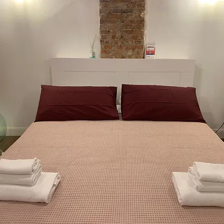 CASA CIMELLA, un nido nel cuore del porto antico cod CITRA 010025-LT-2629-3