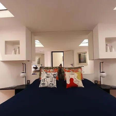 Corte Lambruschini Central Apartment With Free Covered Parking-3
