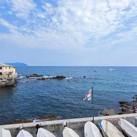 Aurora 20 A Boccadasse By Wonderful Italy-2