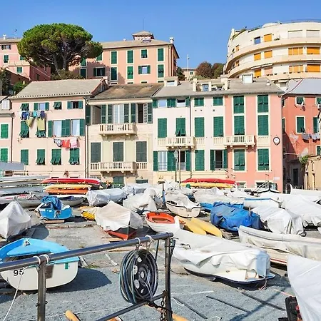 PISI HOME, 2 min dalla spiaggia e dall' Ospedale Gaslini-3