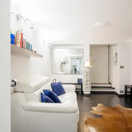 Spinola Palace Apartment-2