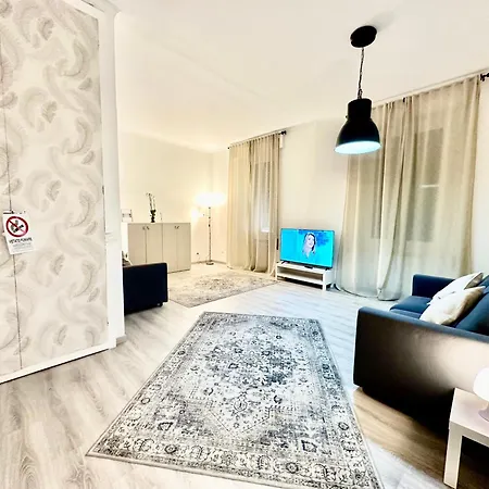 The Center Residence-2