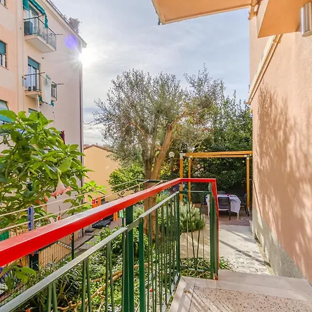 Lovely Apartment In Genova With Wifi-2