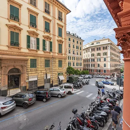 Central Apartment With Private Parking In Genova - Happy Rentals-2