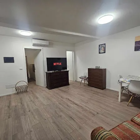 Gloria House-2