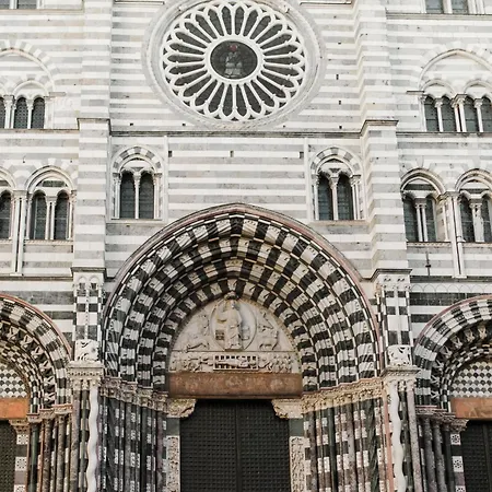 Splendido appartamento nel cuore di Genova-3