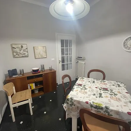 Casa di Aldo: una casa nel centro di Nervi.-3