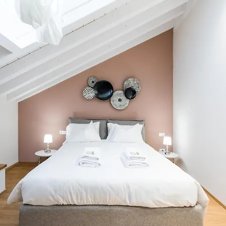 Attico di Lusso 5 Stelle con terrazzo San Giorgio-3