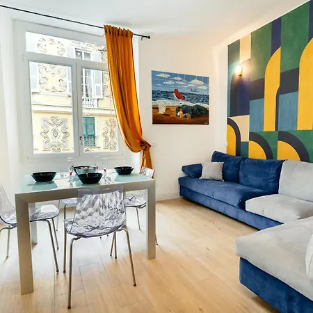 Luxury&Charme Historical Center 2-3
