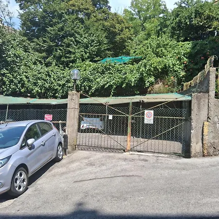 Donny Dude Private Parking-2