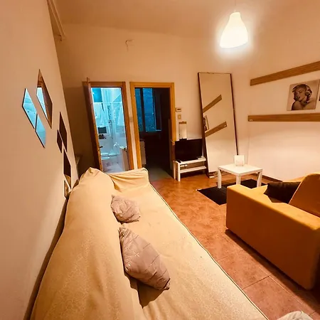 Entire Very Cozy Apartment,Centrum-2