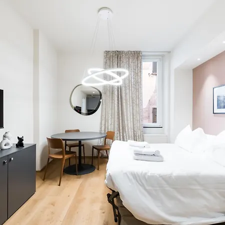 Oldtown Chic Apartment Between Aquarium And Metro-2