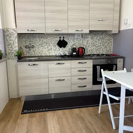 La casa nel vicolo-Casa Vittoria-2