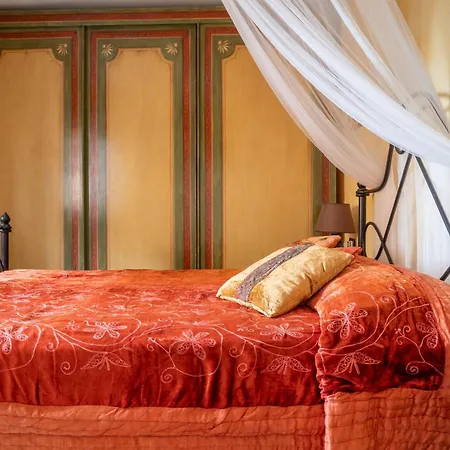 Romantic Sea View Flat In Genova-2