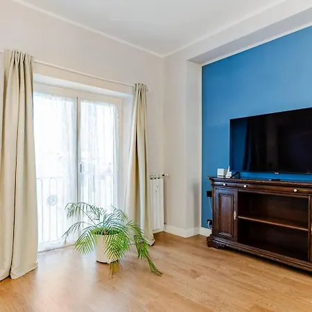 Apartment I Portici di Sottoripa-2