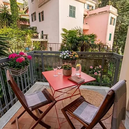 Forti Genova-Free Parking Castellaccio Apartment-3
