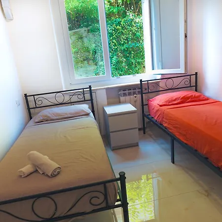 Genova Metro Apartment-3