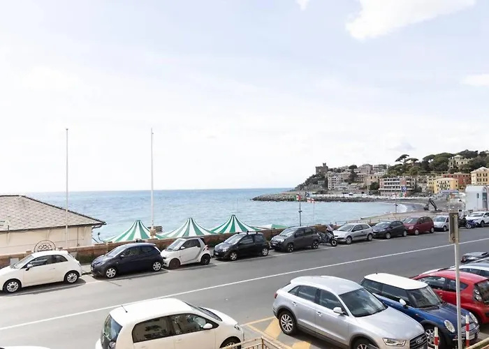 Cinque Maggio Home Di Fronte A Spiaggia E Ospedale Genova
