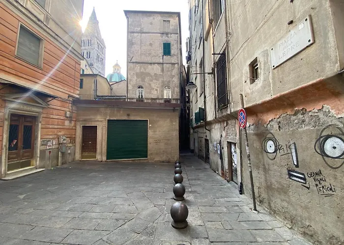 CasaViva- Ampio appartamento nei vicoli di Genova