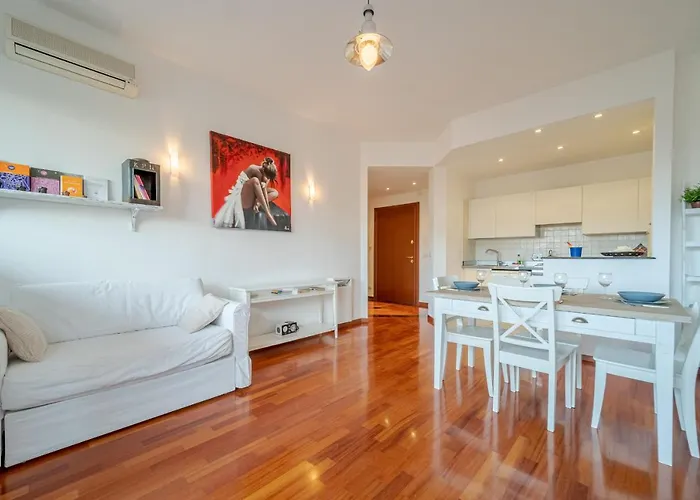 Guesthost - Genoa Sturla Comfy Apartment