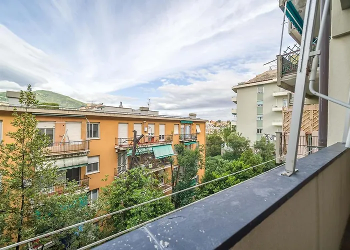 Guesthost - Genoa Sturla Comfy Apartment