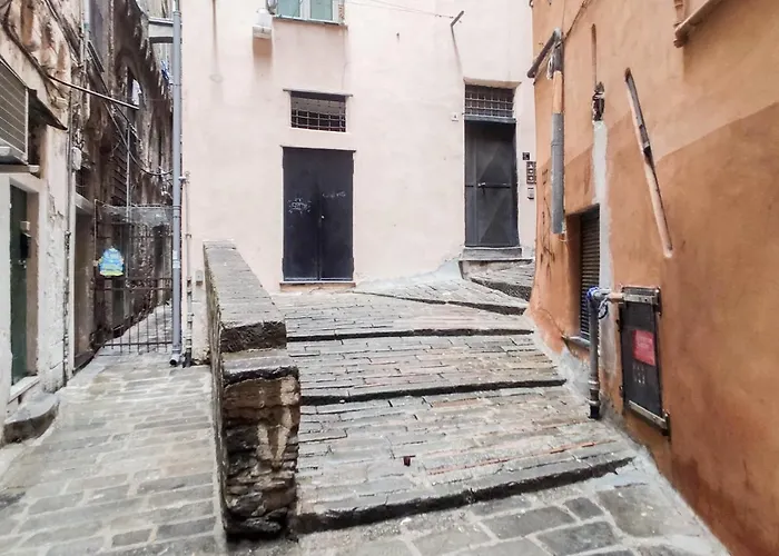 Central & Lovely Apartment In Genova - Netflix!