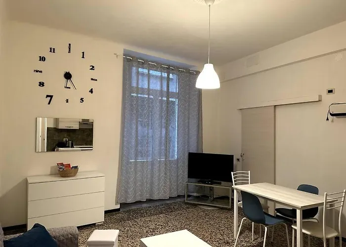 Appartamento Ridi Che Ti Passa in Vico del Fieno Genova
