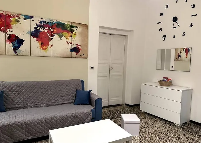 Appartamento Ridi Che Ti Passa in Vico del Fieno Genova
