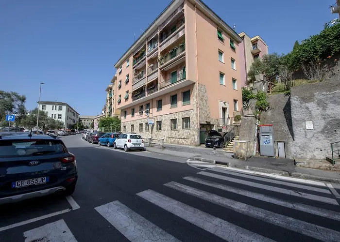 192 - Casa Dinghy, Genova - Dieci minuti a piedi dall'Ospedale Gaslini