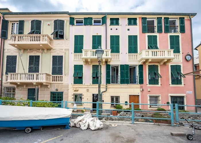 Seaside Apartment Genova