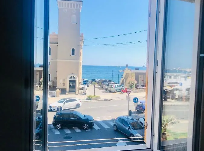 Mydollhouse delizioso appartamento fronte mare Genova